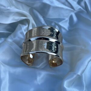 Elegant Gold Cuff Bracelet